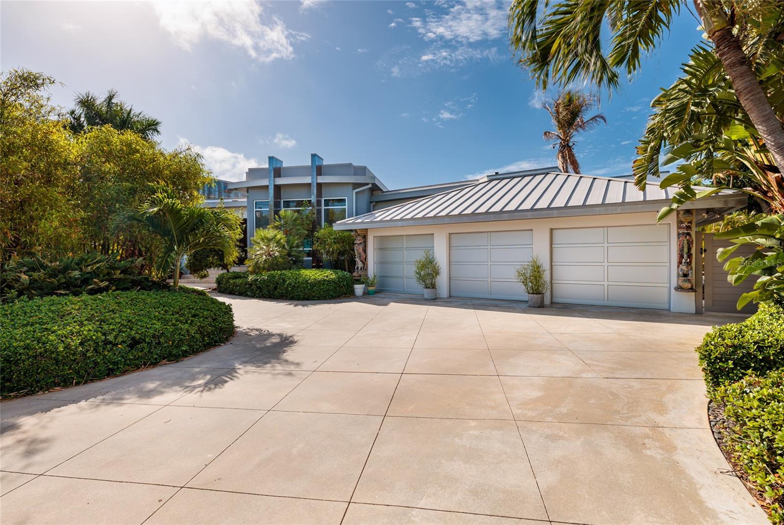 Image 5 of 90 For 360 26th Avenue Se