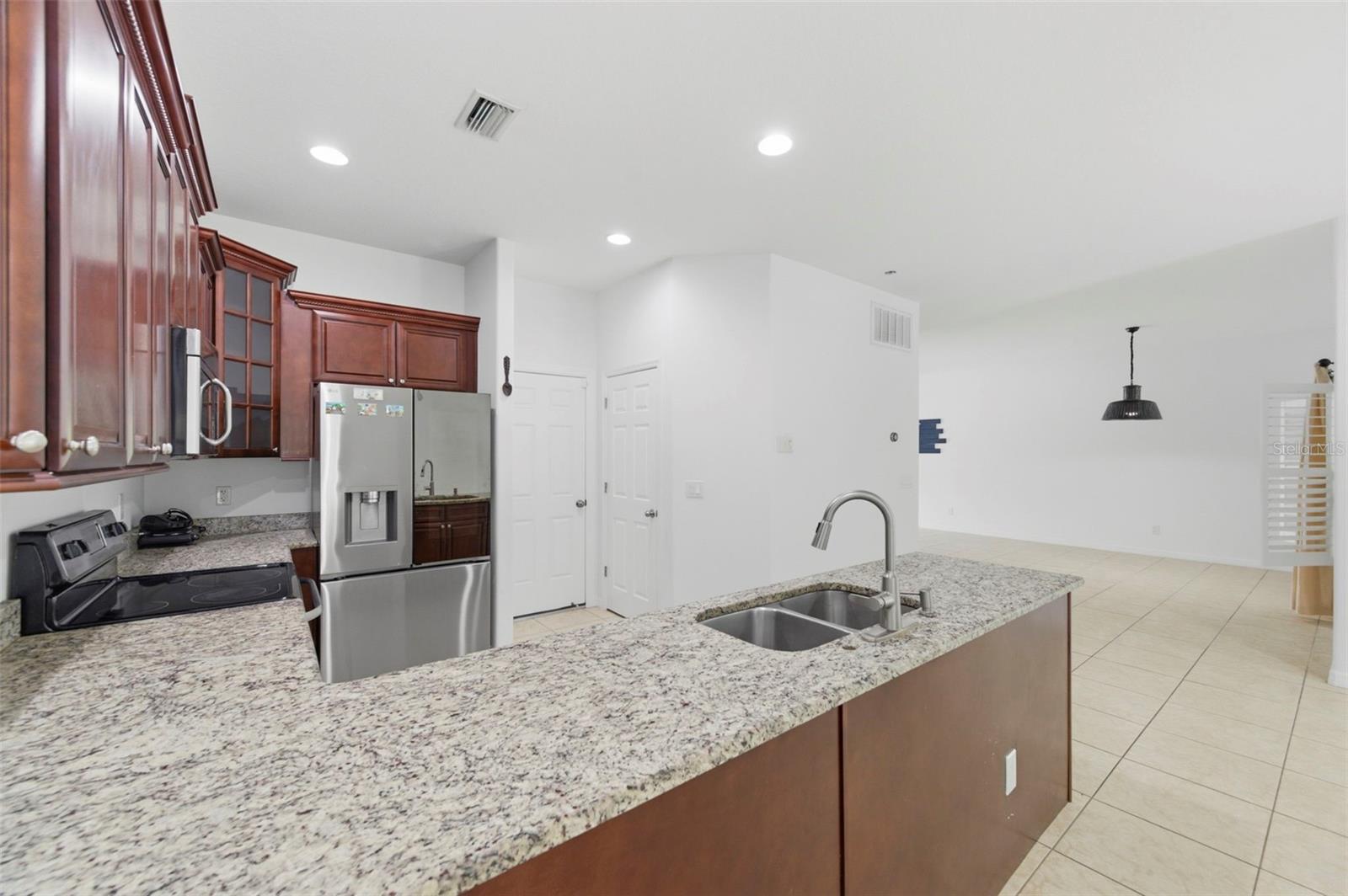 Image 12 of 56 For 4118 Woodacre Lane