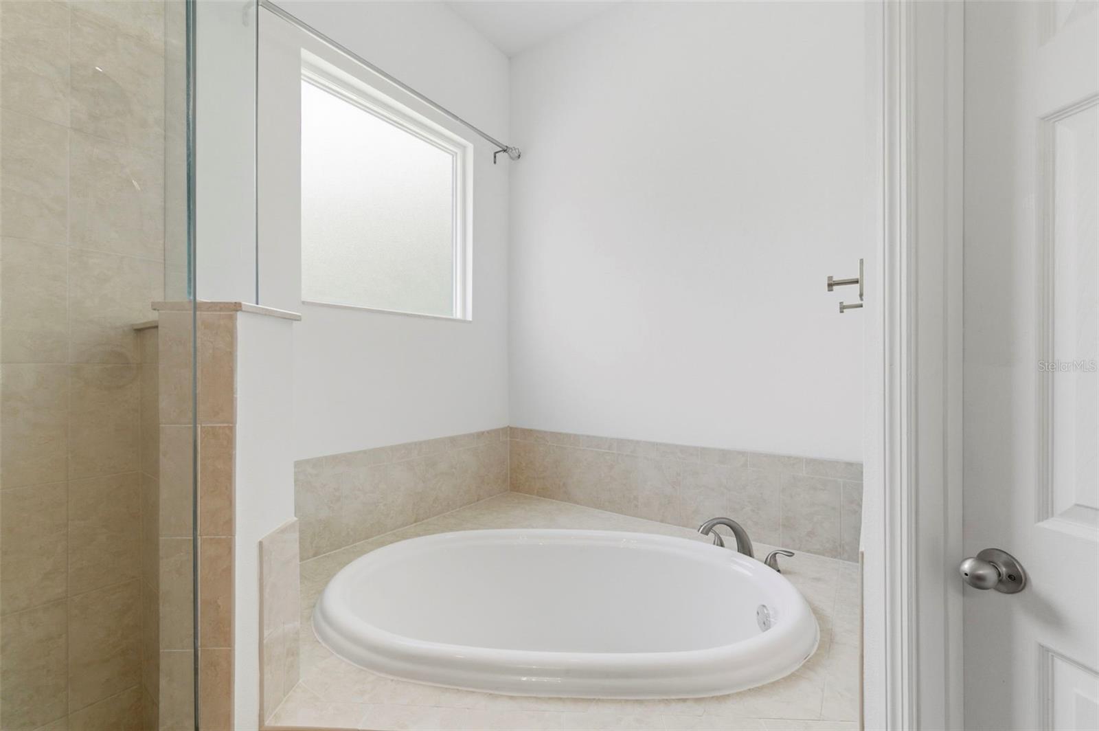 Image 31 of 56 For 4118 Woodacre Lane