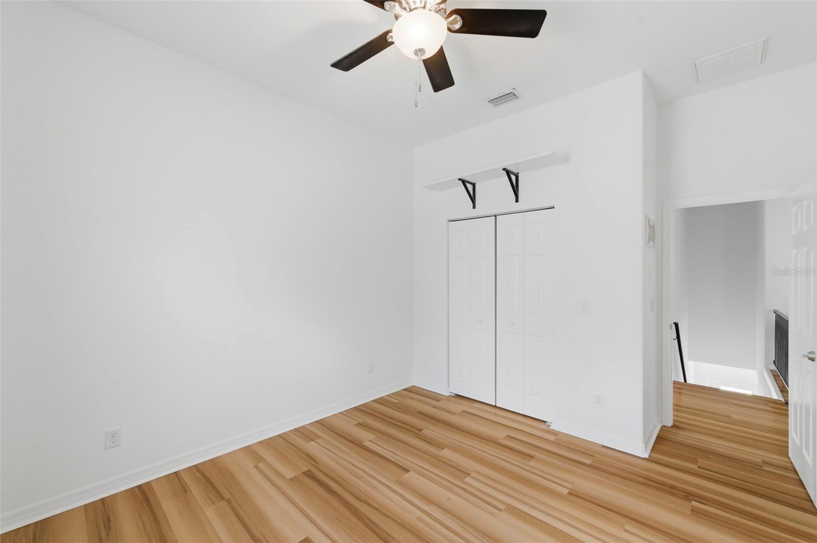 Image 32 of 56 For 4118 Woodacre Lane