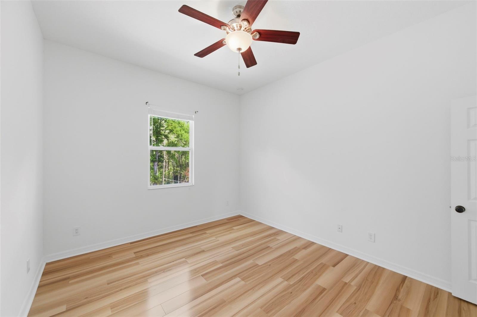 Image 36 of 56 For 4118 Woodacre Lane