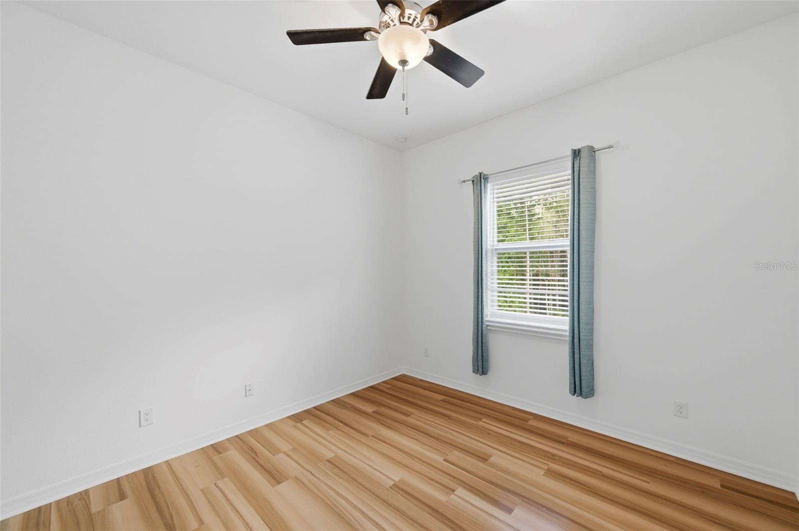 Image 38 of 56 For 4118 Woodacre Lane