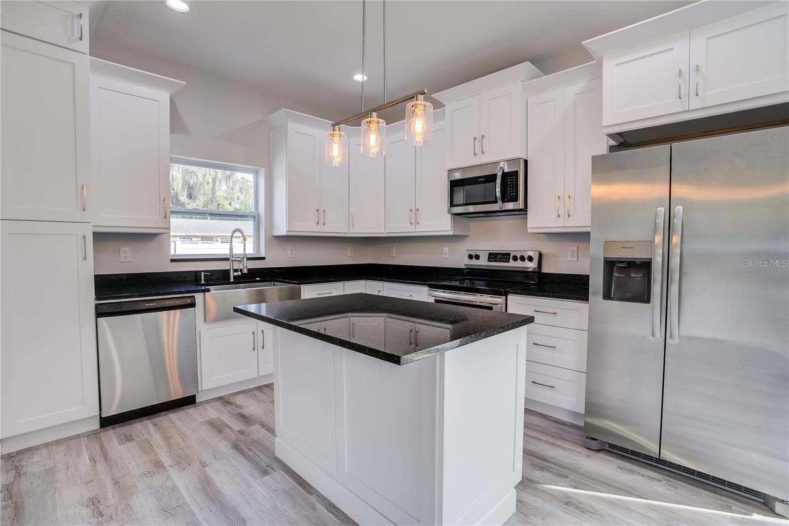 Image 4 of 10 For 5630 Queener Avenue