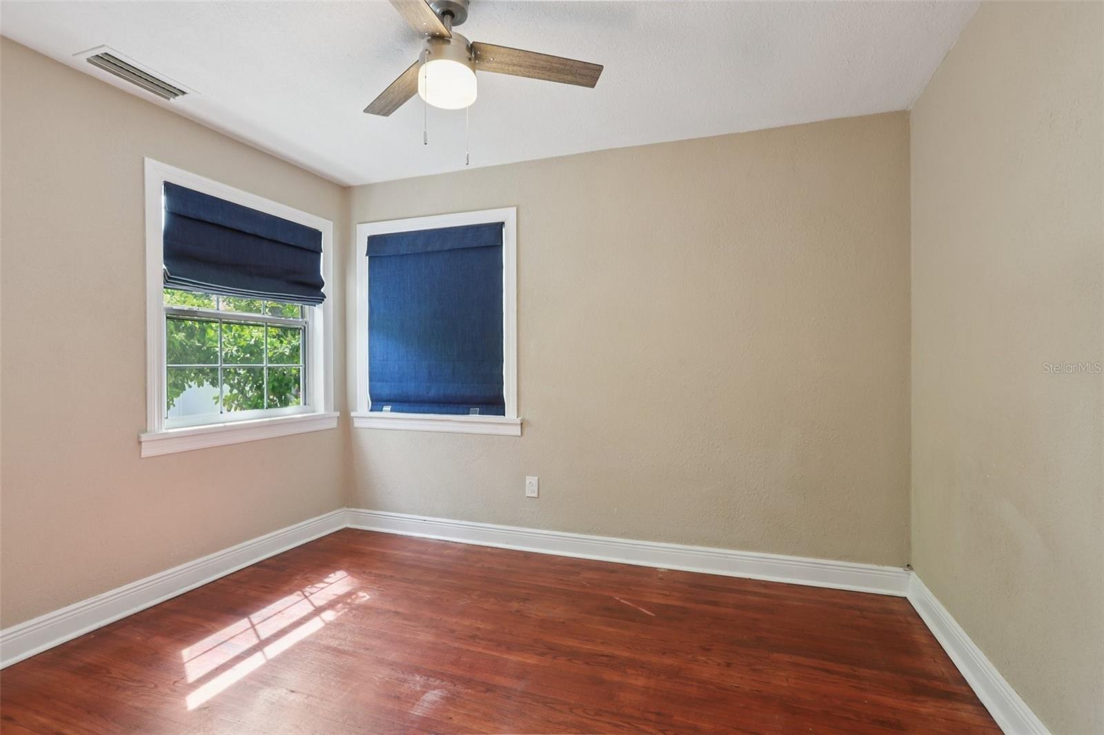 Image 16 of 35 For 2222 51st Street S