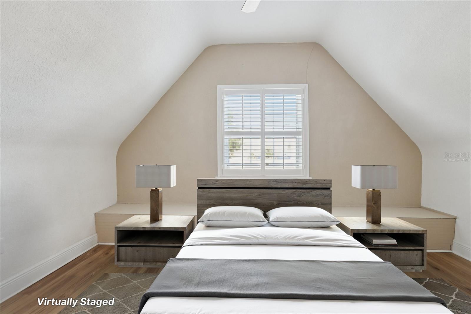 Image 21 of 35 For 2222 51st Street S