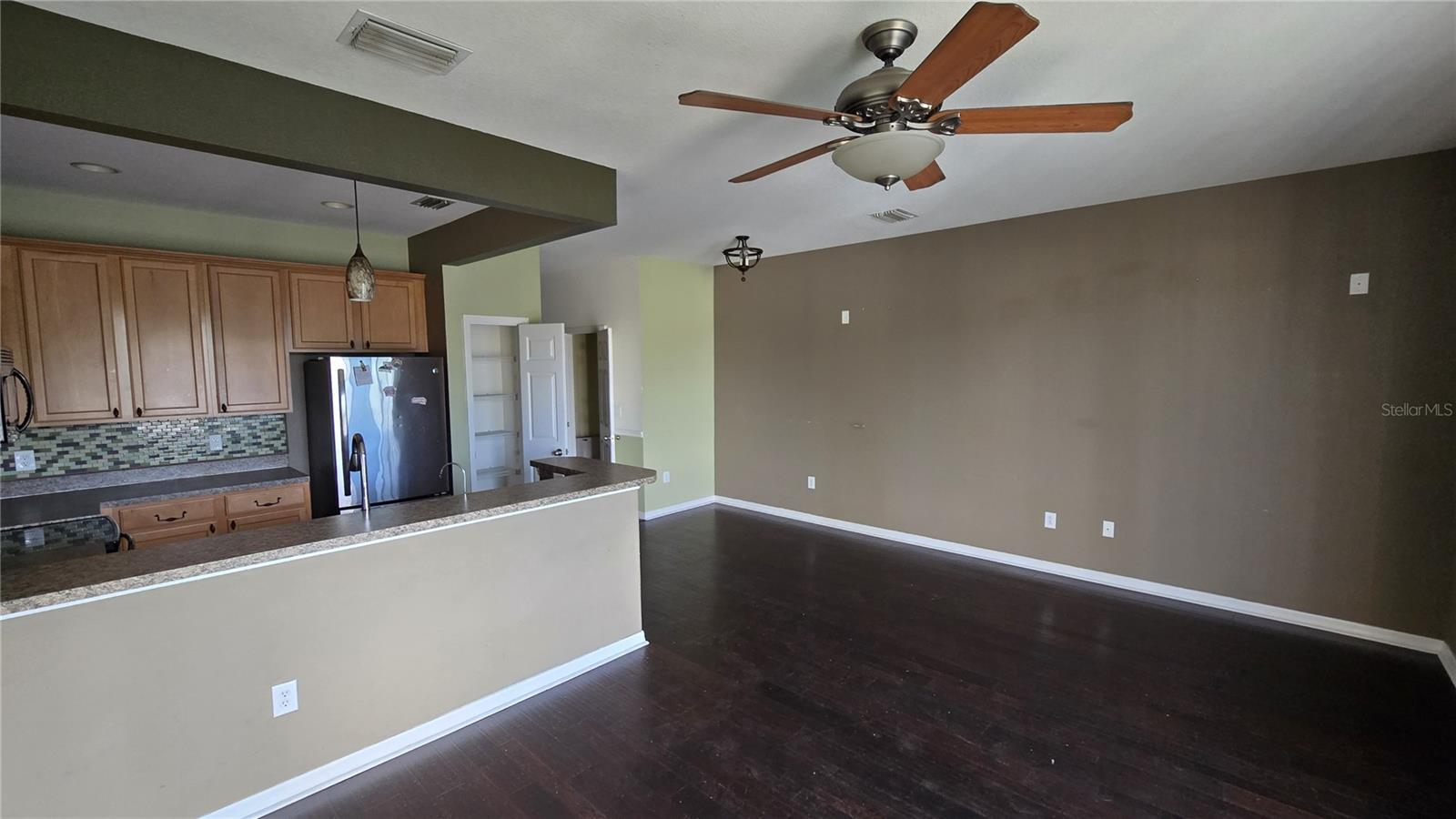 Image 7 of 28 For 1507 Talisker Drive