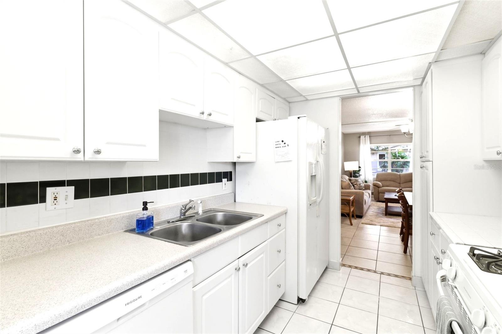 Image 14 of 22 For 10034 64th Avenue N 3