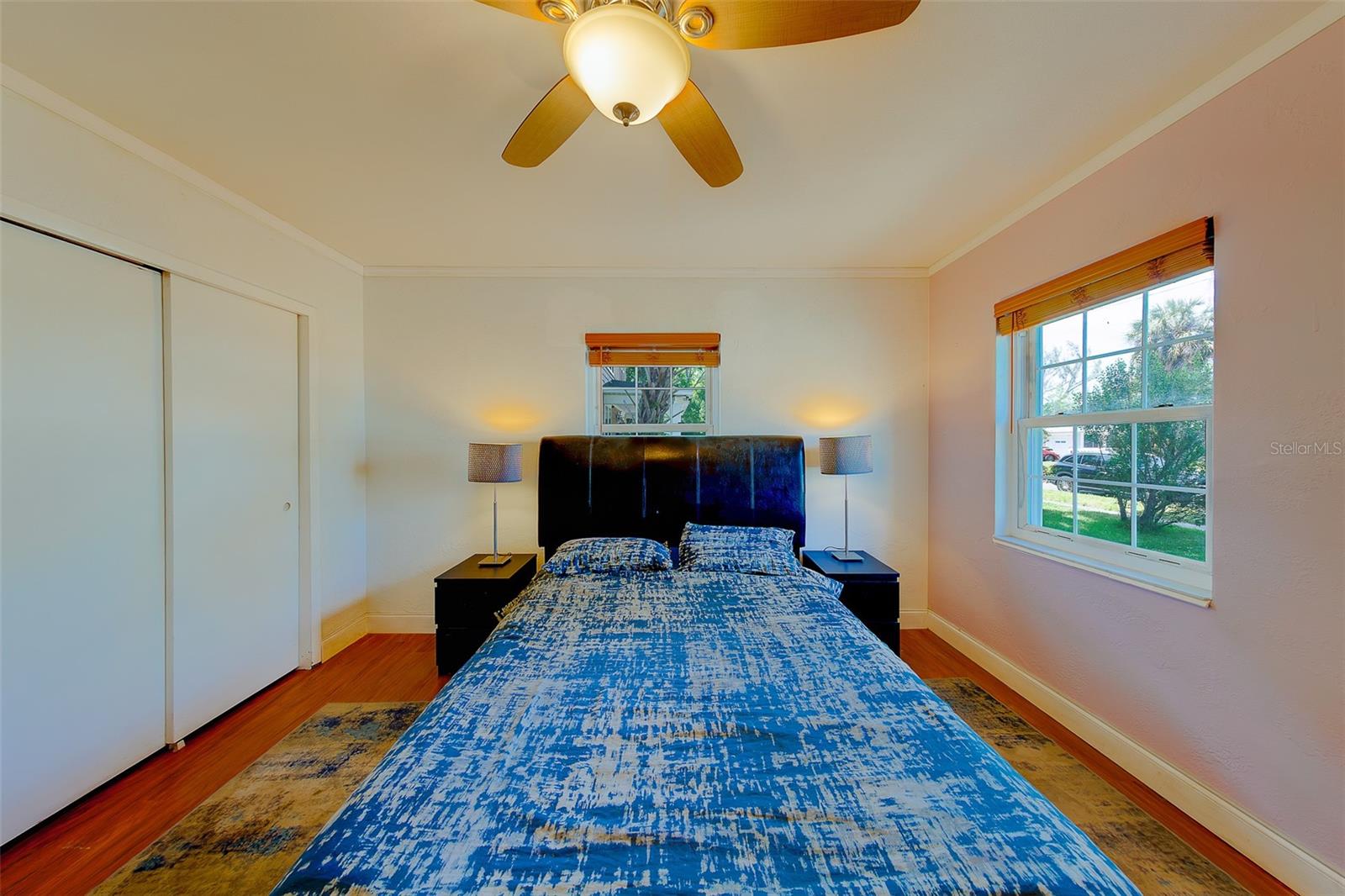 Image 28 of 87 For 636 37th Avenue S