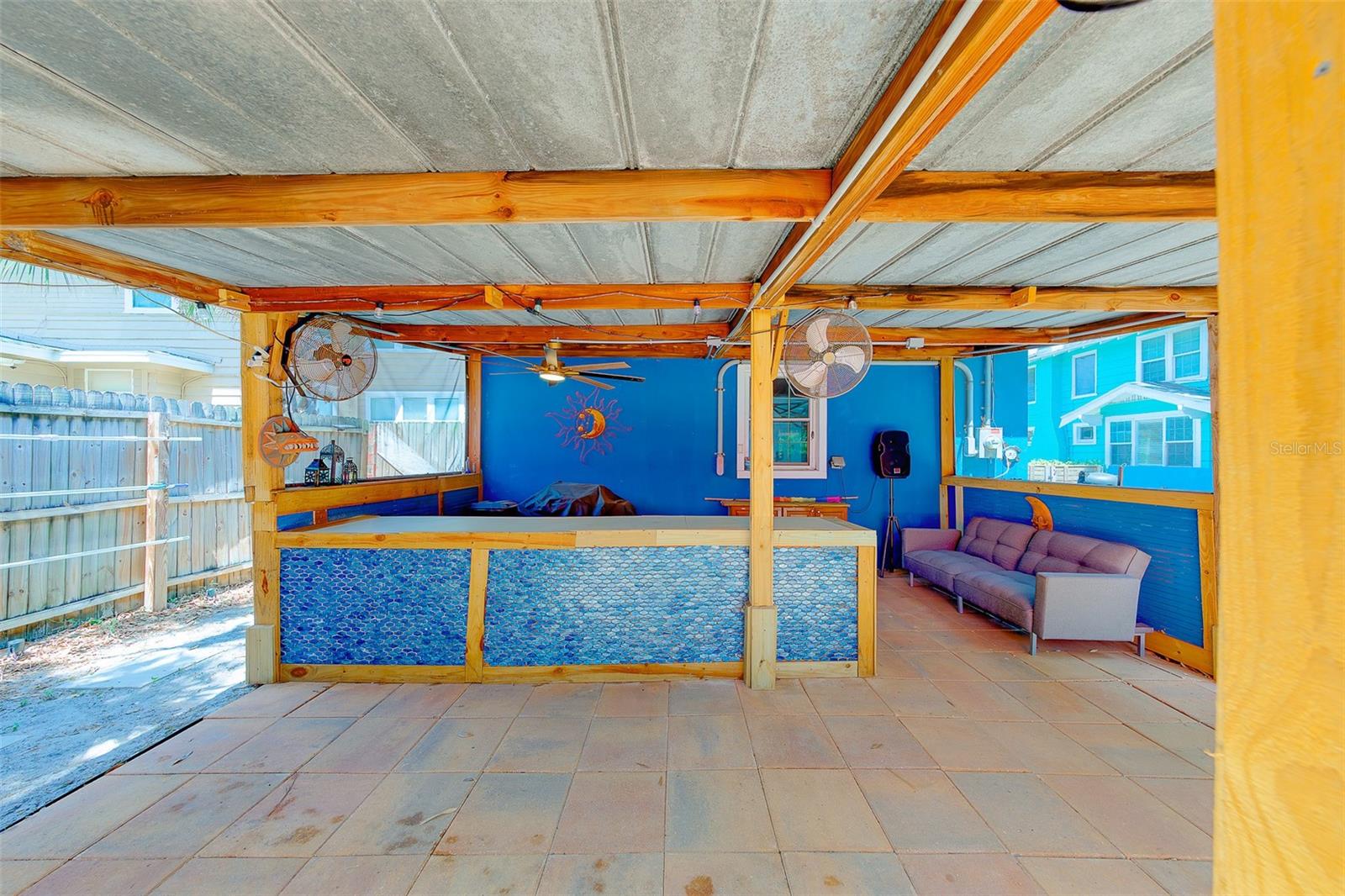 Image 30 of 87 For 636 37th Avenue S