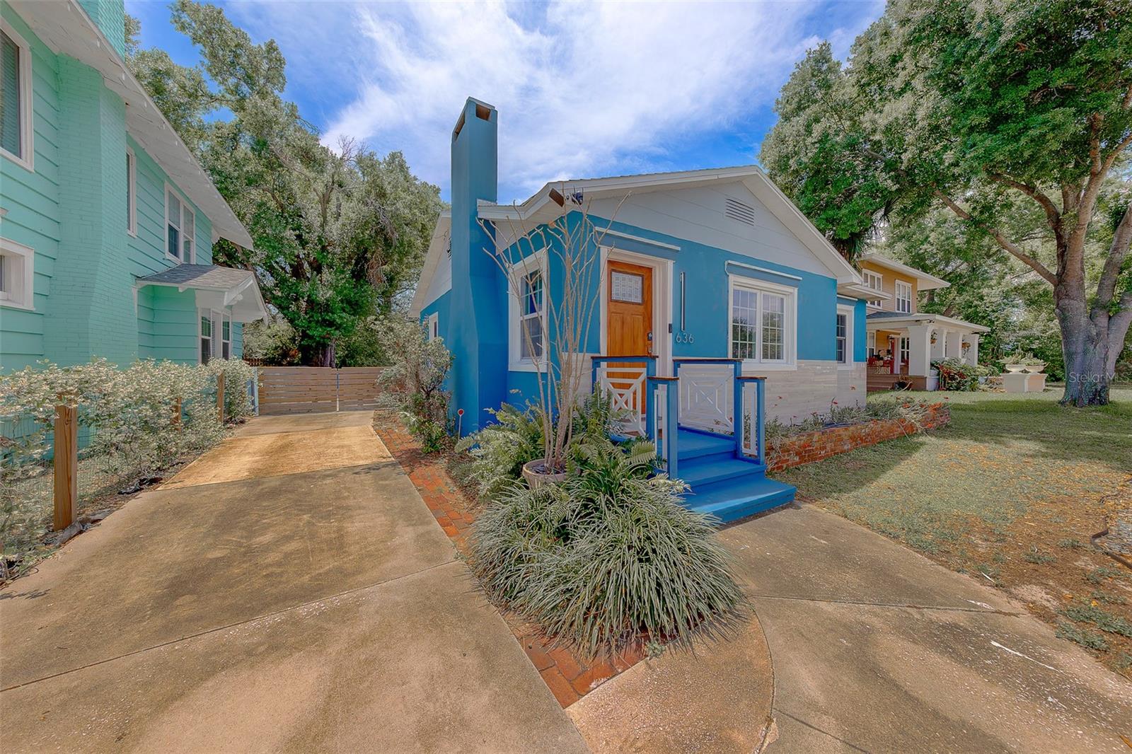 Image 4 of 87 For 636 37th Avenue S