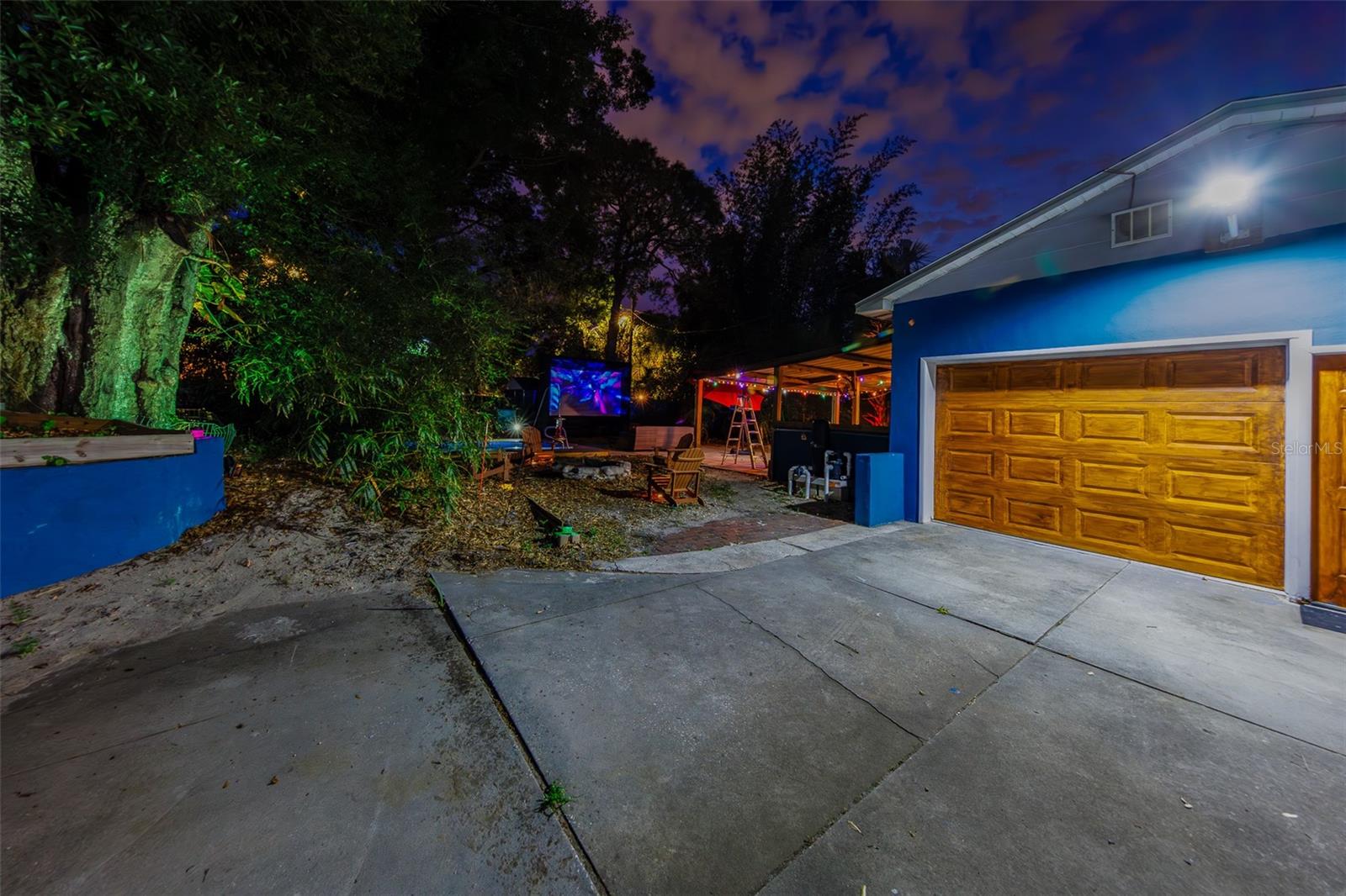 Image 64 of 87 For 636 37th Avenue S