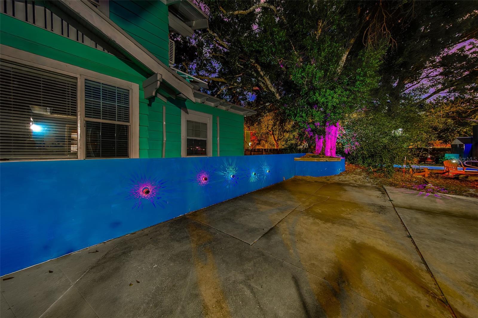 Image 65 of 87 For 636 37th Avenue S