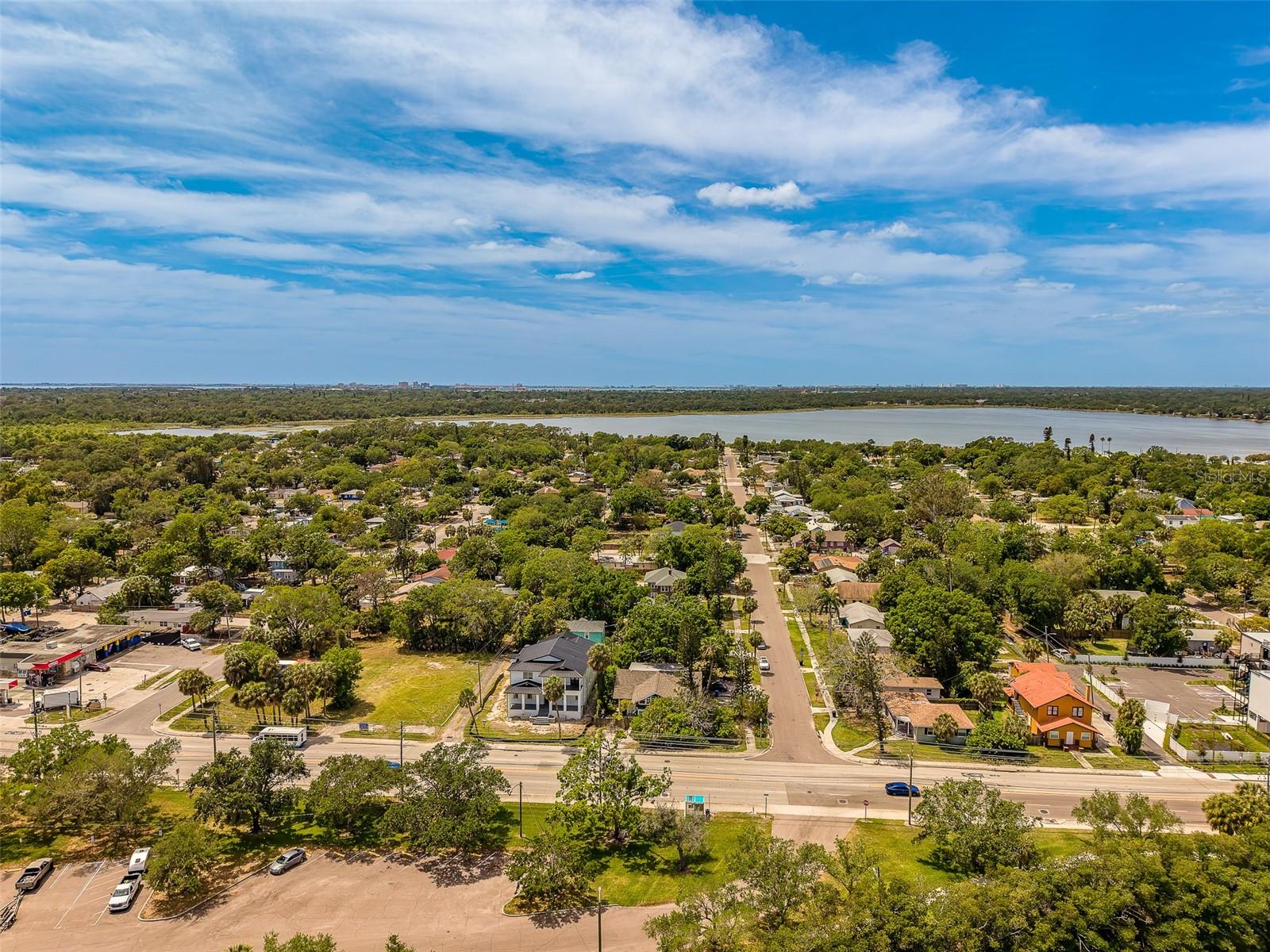 Image 72 of 87 For 636 37th Avenue S