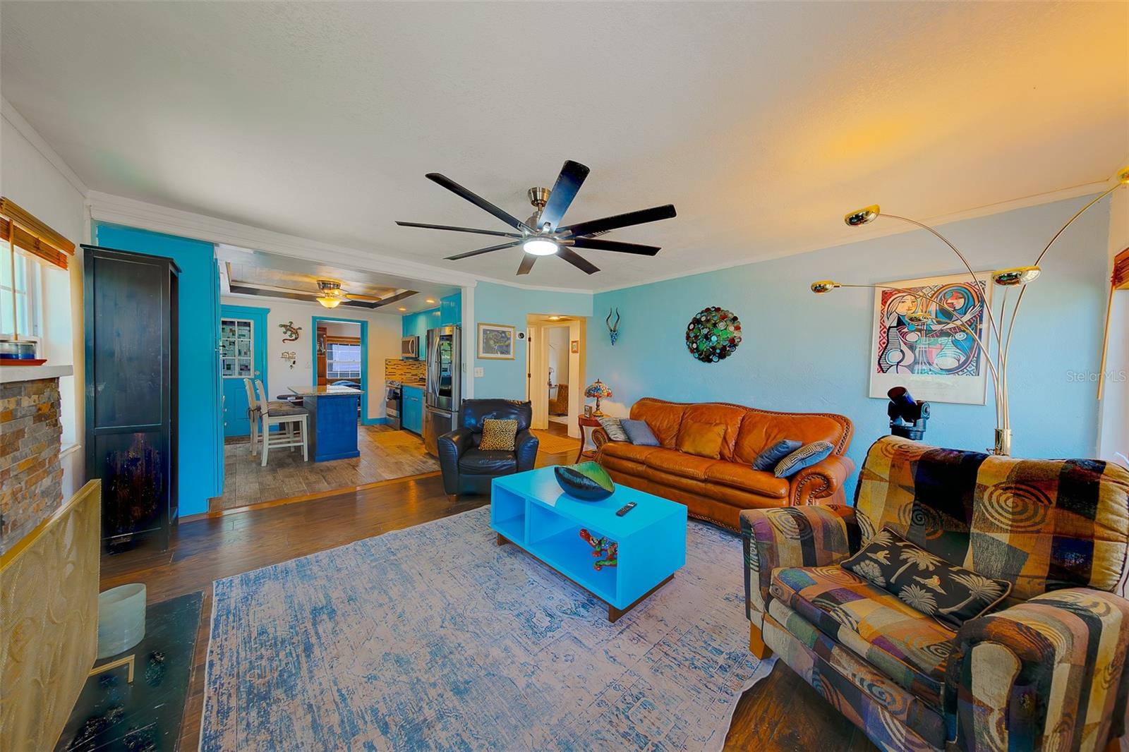 Image 8 of 87 For 636 37th Avenue S