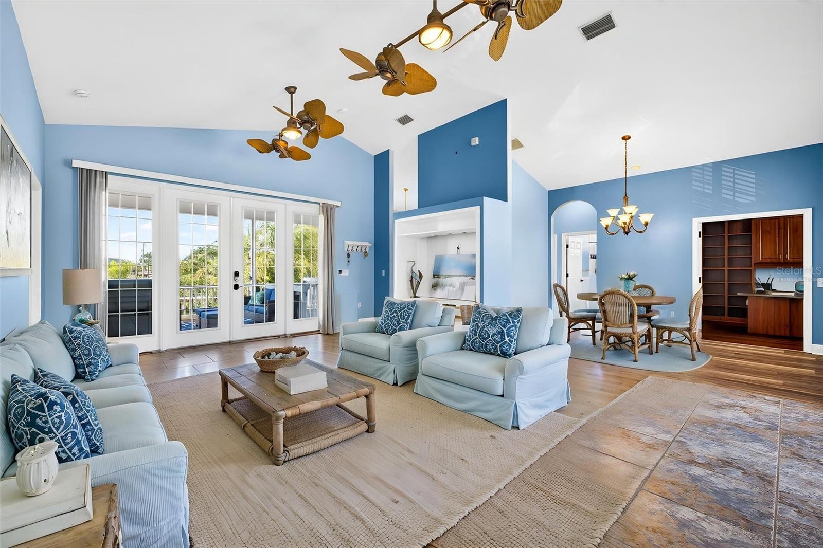 Image 12 of 92 For 821 Blue Heron Boulevard