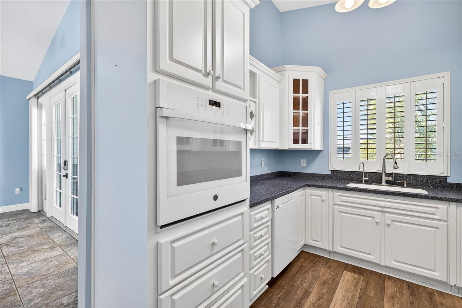 Image 19 of 92 For 821 Blue Heron Boulevard