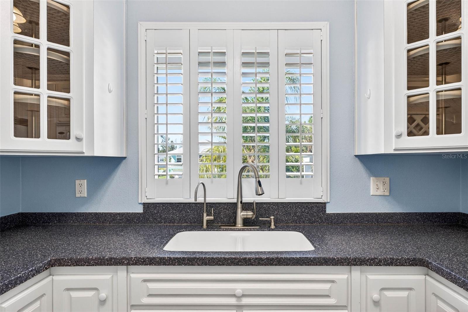 Image 22 of 92 For 821 Blue Heron Boulevard