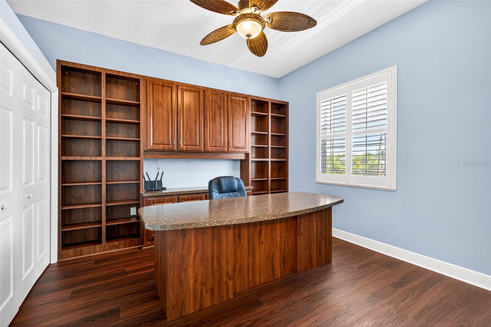 Image 24 of 92 For 821 Blue Heron Boulevard