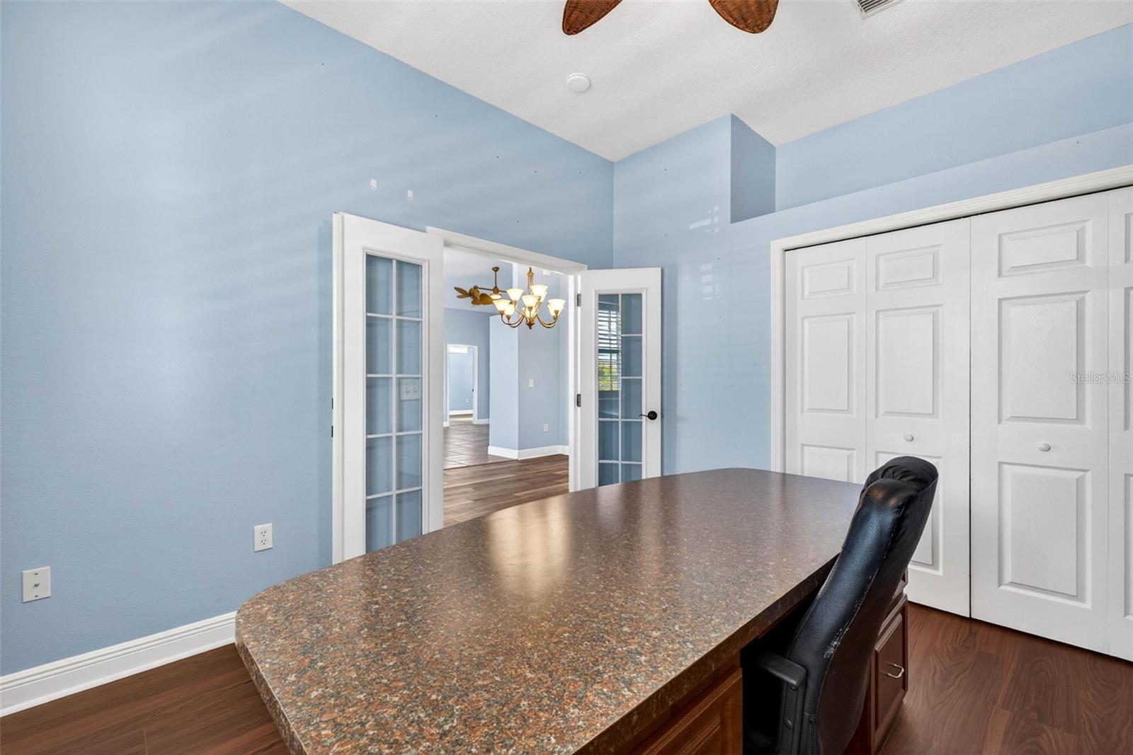 Image 26 of 92 For 821 Blue Heron Boulevard