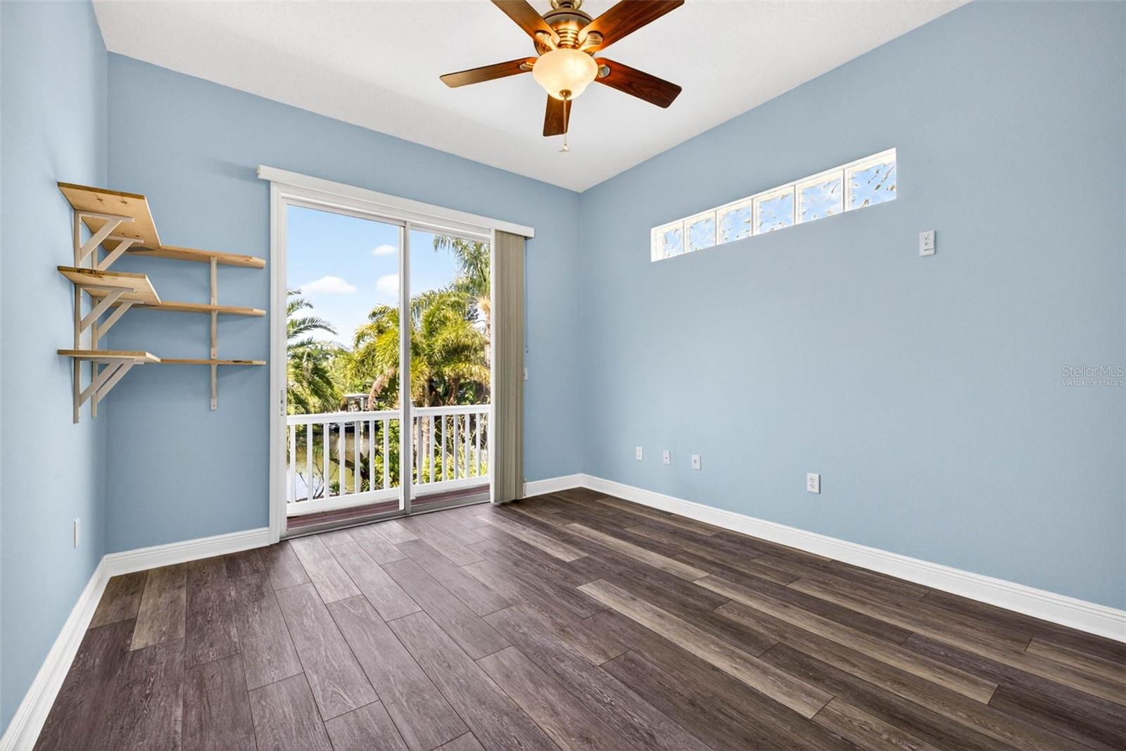 Image 30 of 92 For 821 Blue Heron Boulevard