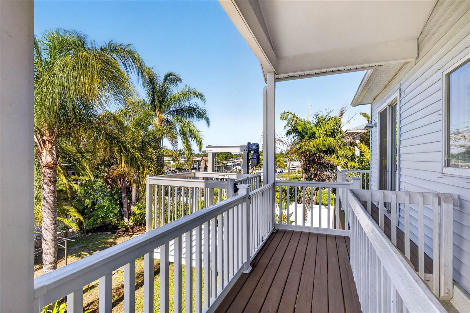 Image 53 of 92 For 821 Blue Heron Boulevard