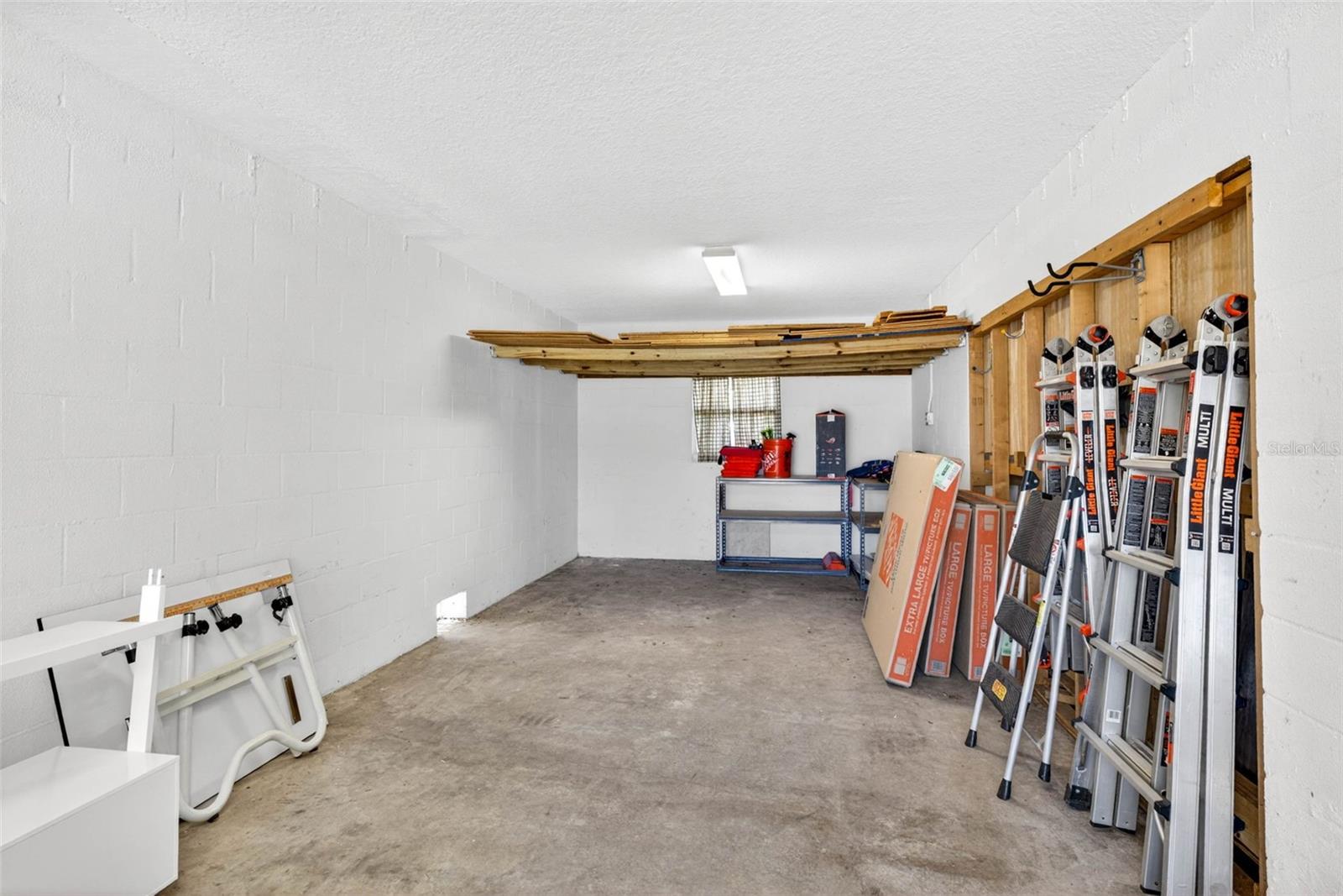 Image 58 of 92 For 821 Blue Heron Boulevard