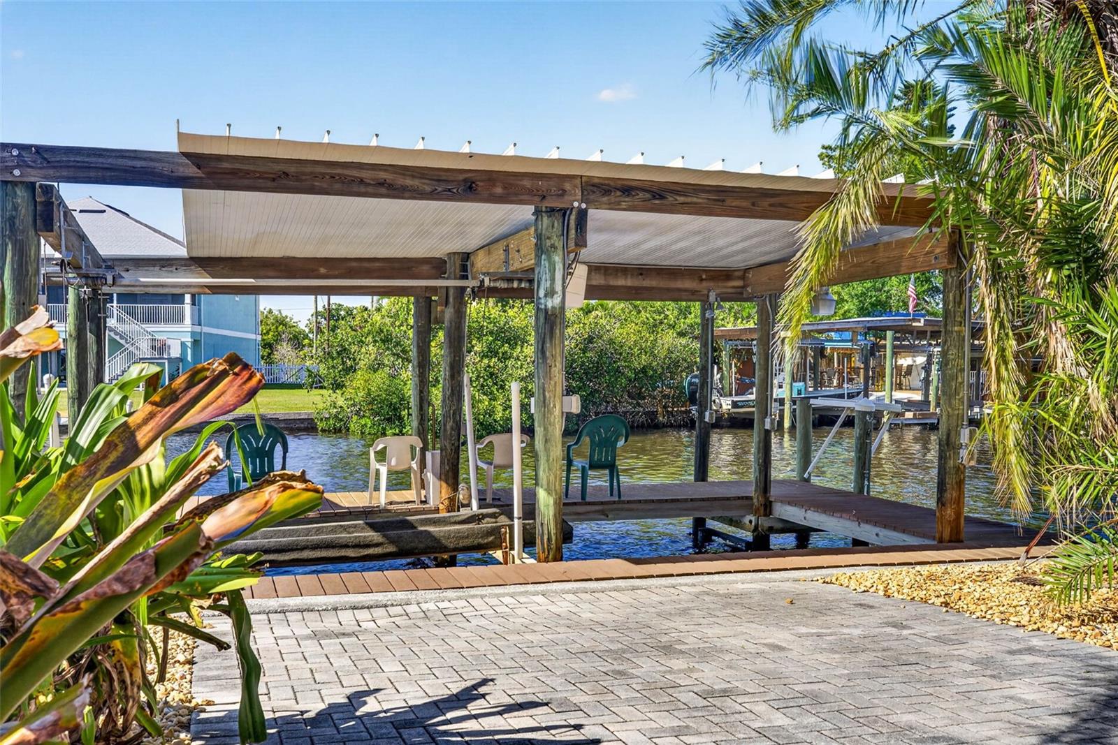 Image 65 of 92 For 821 Blue Heron Boulevard