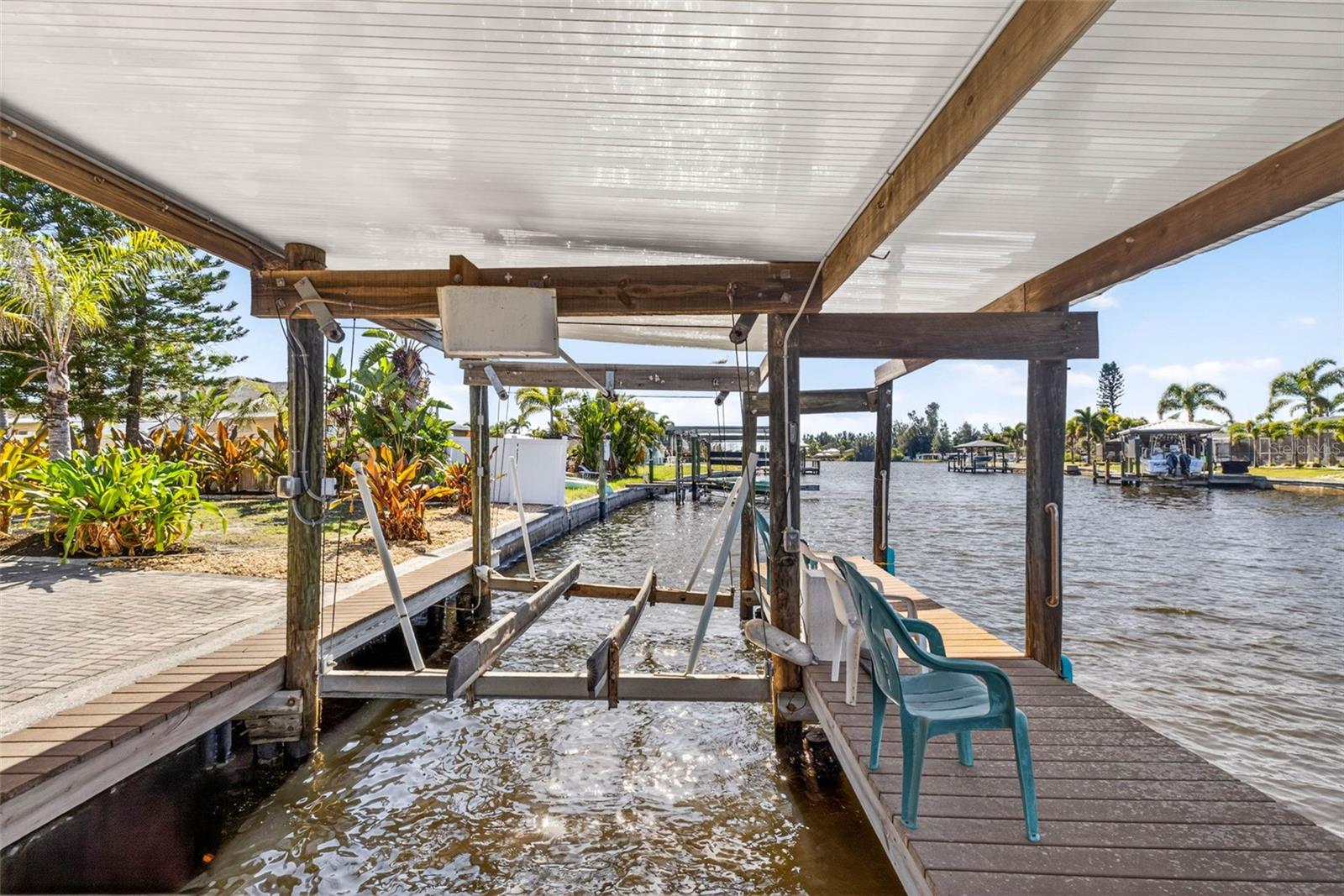 Image 67 of 92 For 821 Blue Heron Boulevard