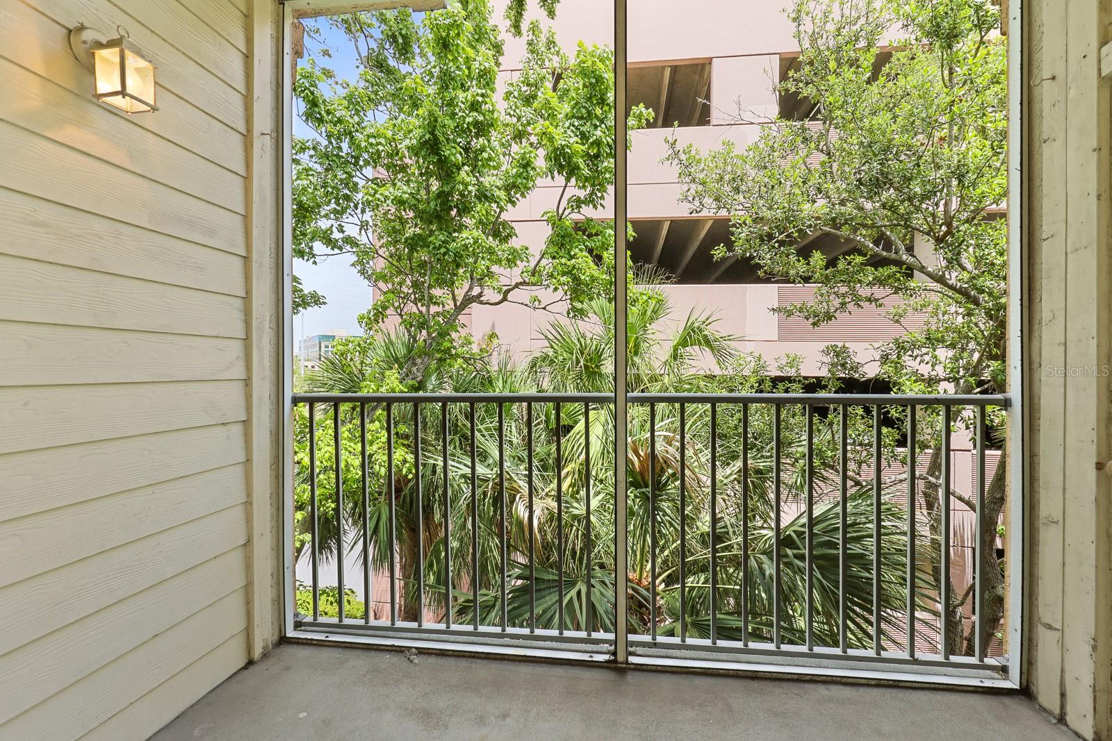 Image 15 of 22 For 5302 Bay Club Circle