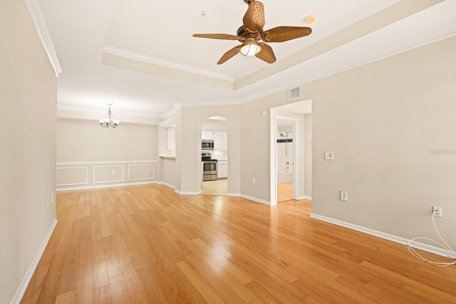 Image 7 of 22 For 5302 Bay Club Circle