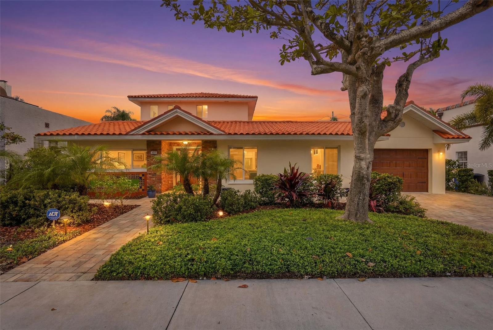 Details for 125 23rd Avenue Ne, ST PETERSBURG, FL 33704