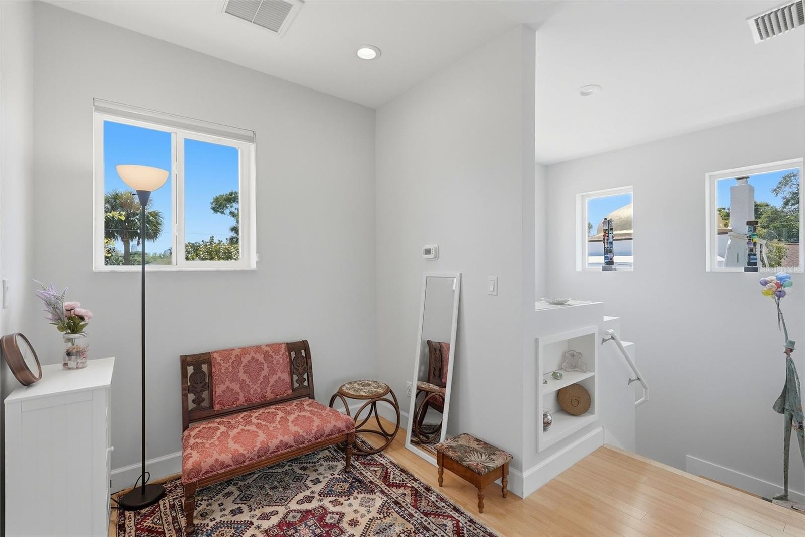 Image 24 of 45 For 125 23rd Avenue Ne