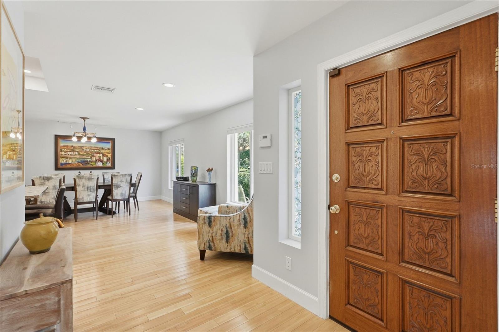 Image 4 of 45 For 125 23rd Avenue Ne