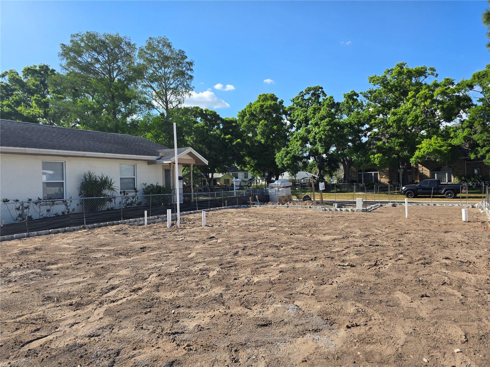 Image 21 of 31 For 2526 40th Avenue N