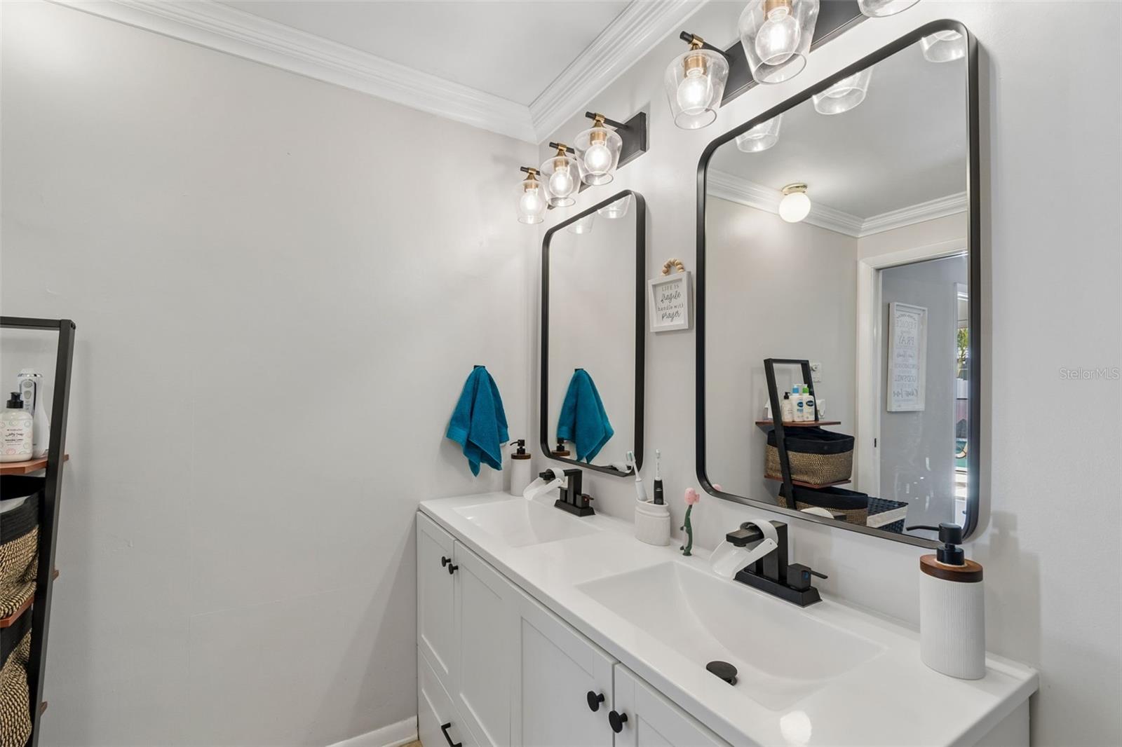 Image 17 of 38 For 1441 Ambassador Drive