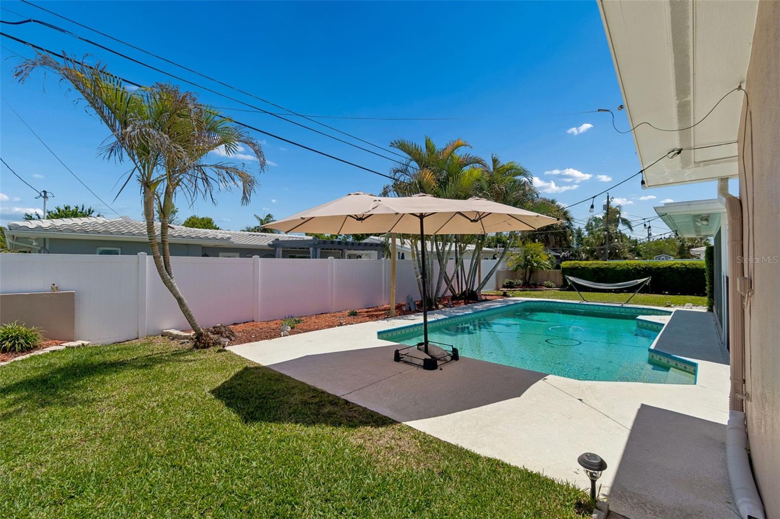 Image 33 of 38 For 1441 Ambassador Drive