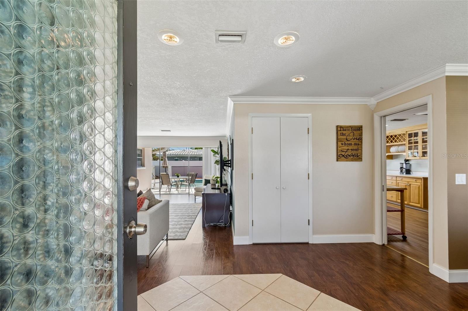 Image 4 of 38 For 1441 Ambassador Drive