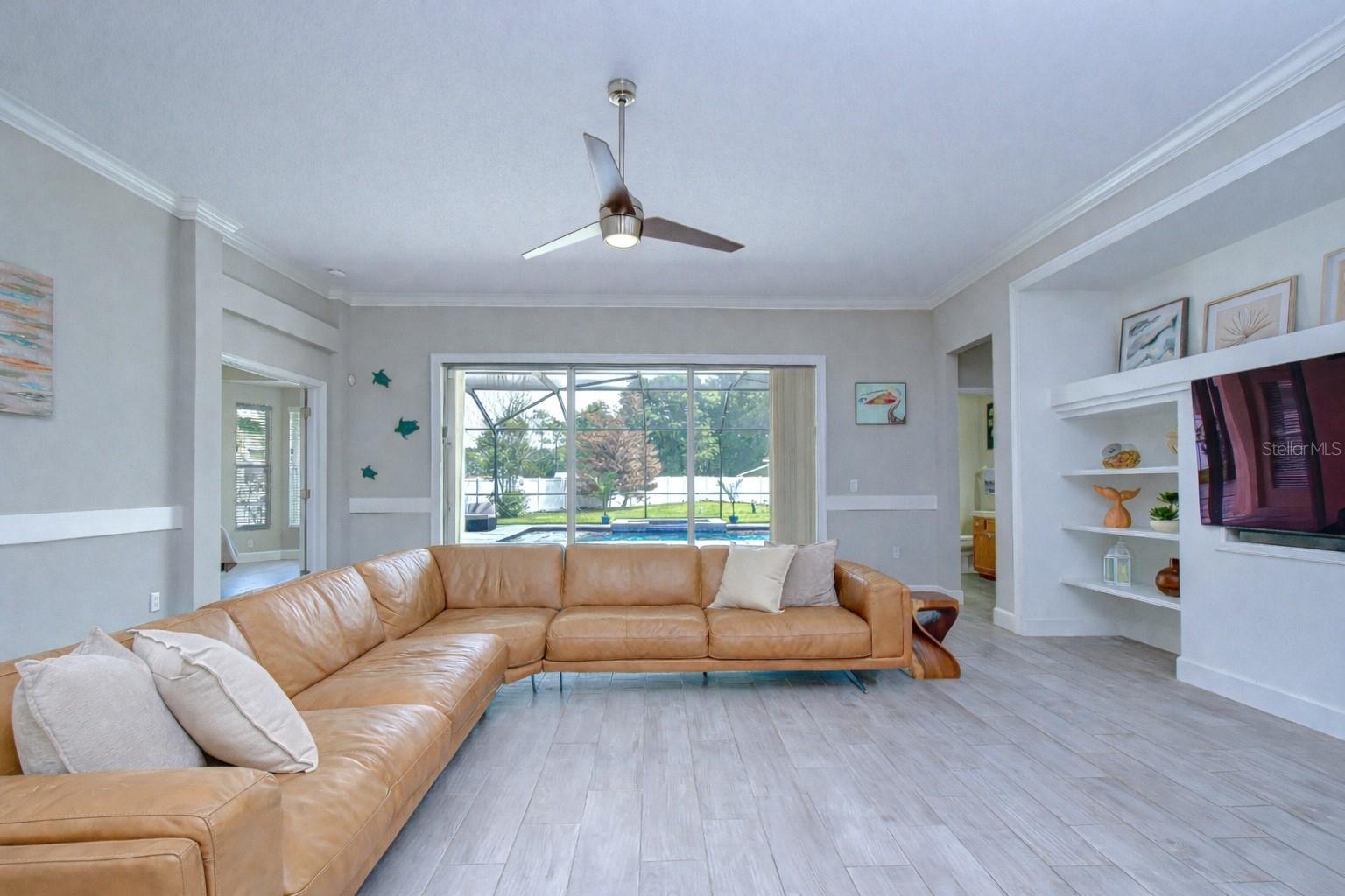 Image 16 of 37 For 14112 Creek Run Drive