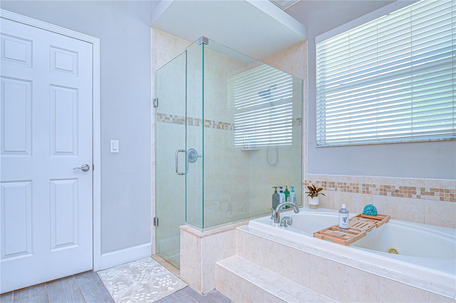 Image 21 of 37 For 14112 Creek Run Drive