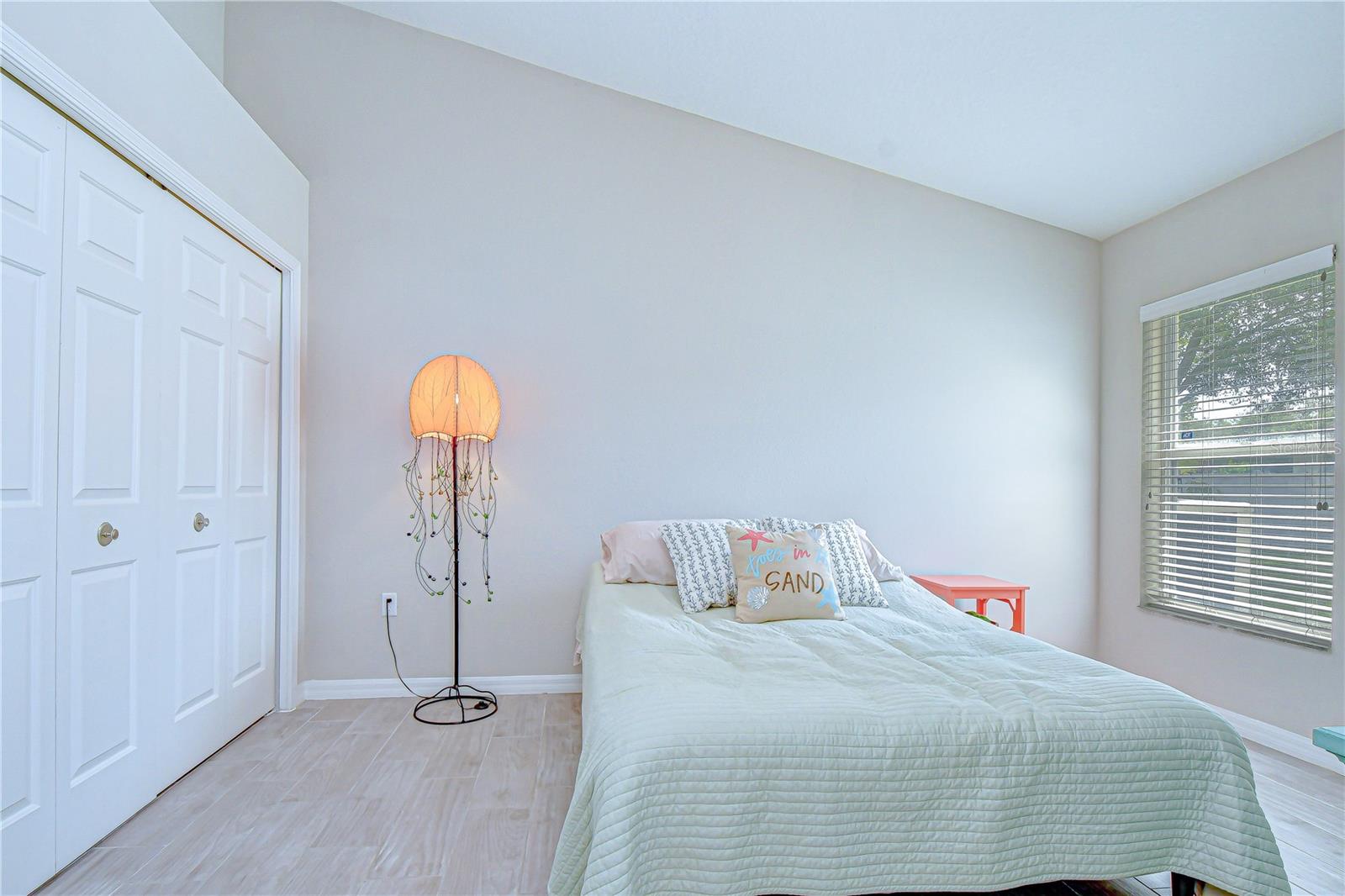 Image 22 of 37 For 14112 Creek Run Drive