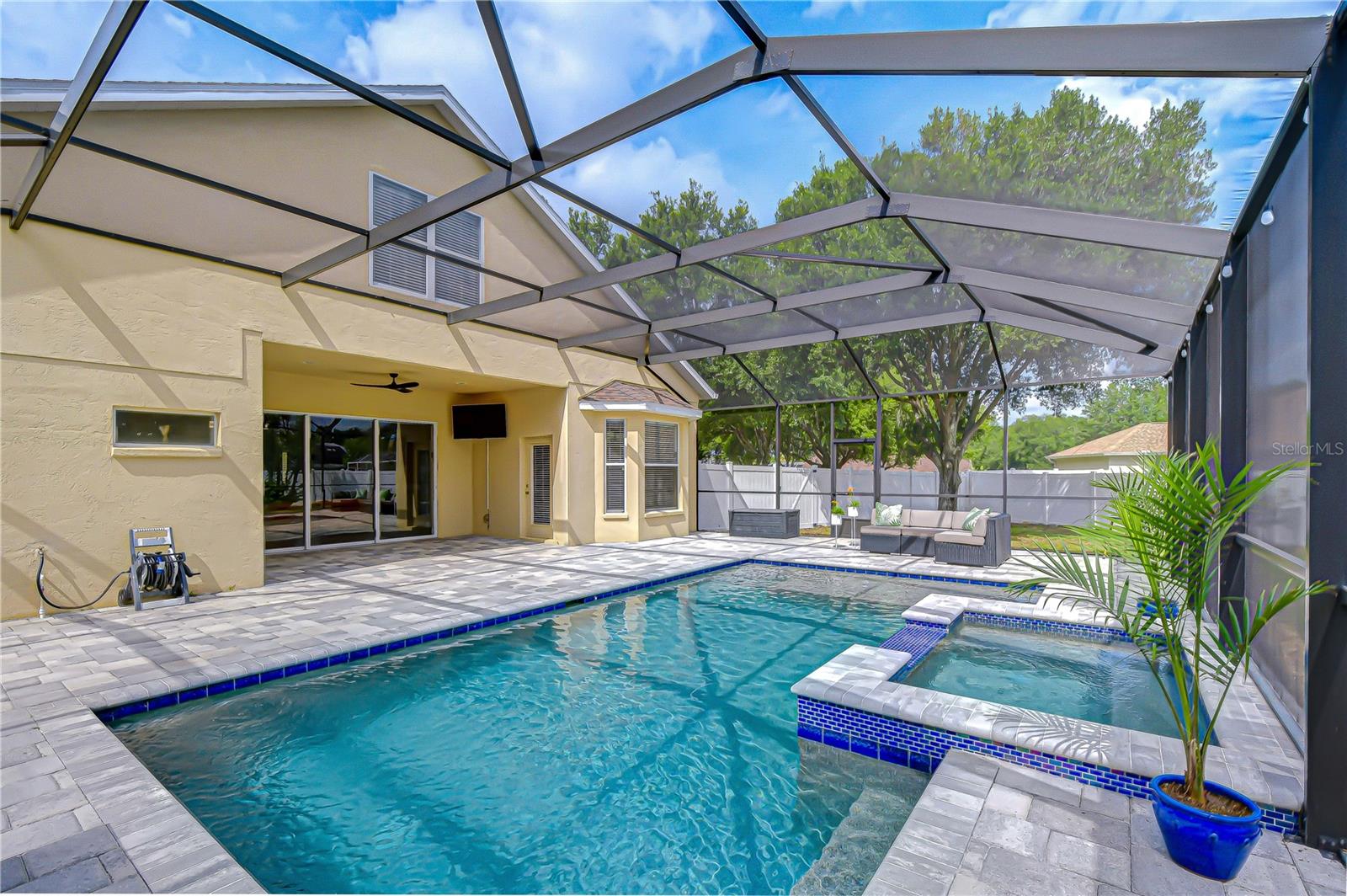 Image 4 of 37 For 14112 Creek Run Drive