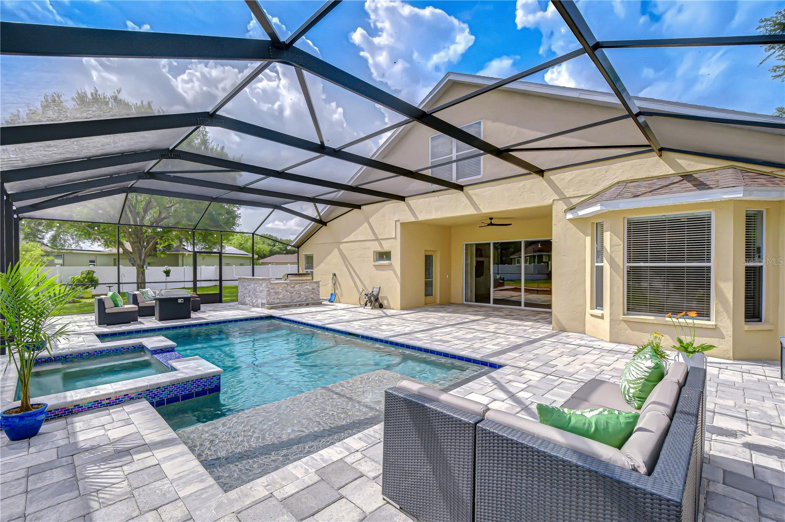 Image 5 of 37 For 14112 Creek Run Drive