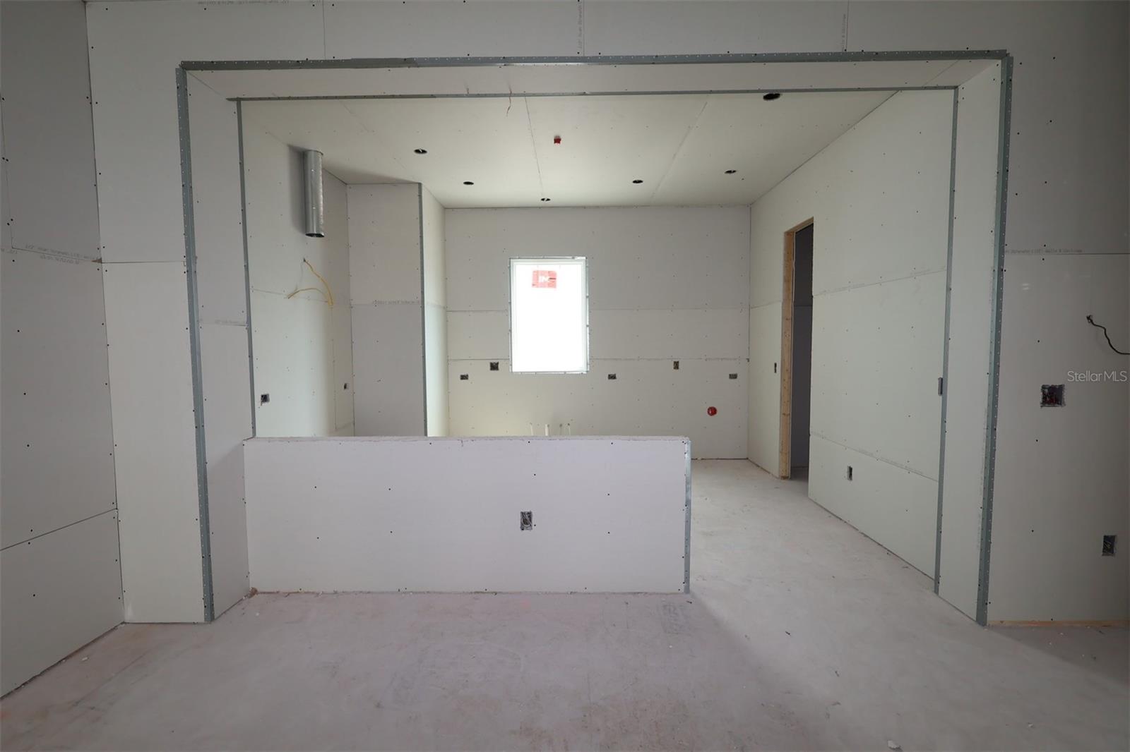 Image 7 of 20 For 470 31st Way N