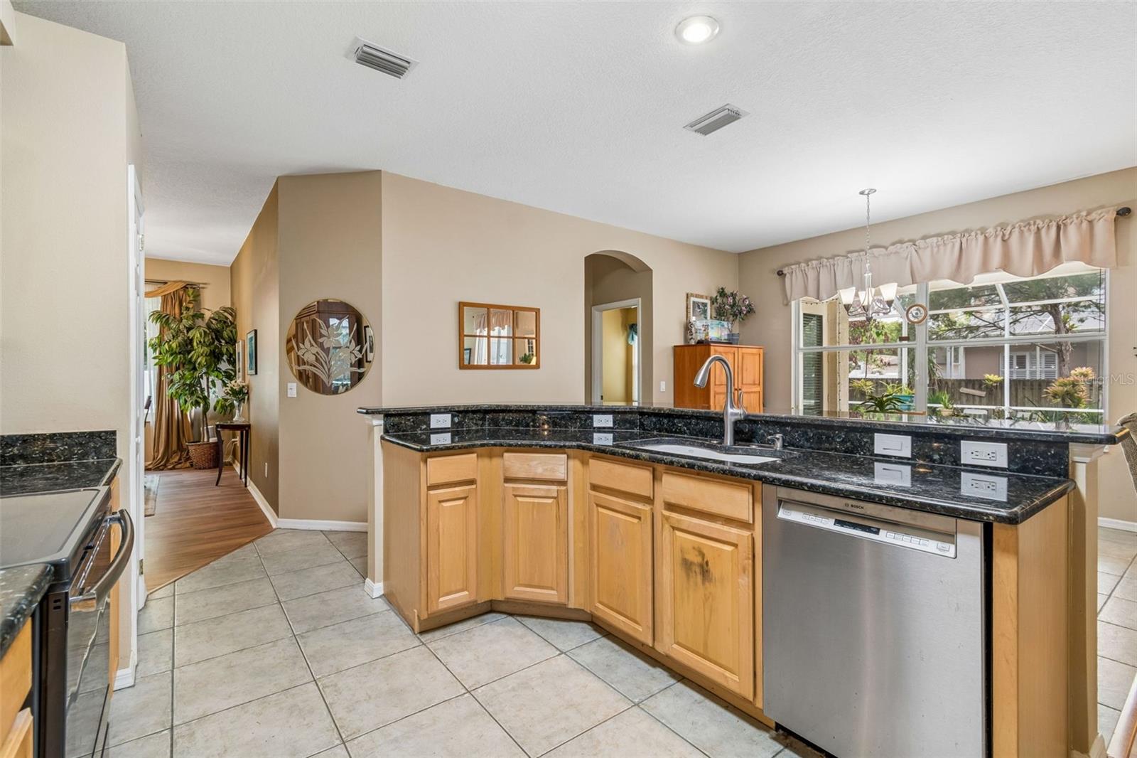 Listing photo id 9 for 2901 Red Coat Circle