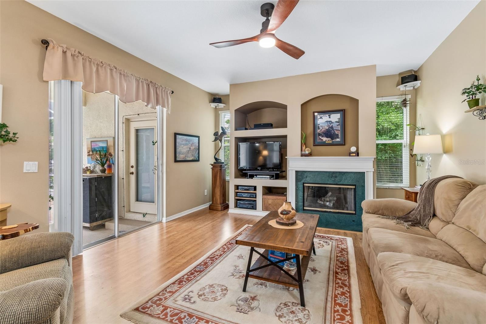 Listing photo id 14 for 2901 Red Coat Circle