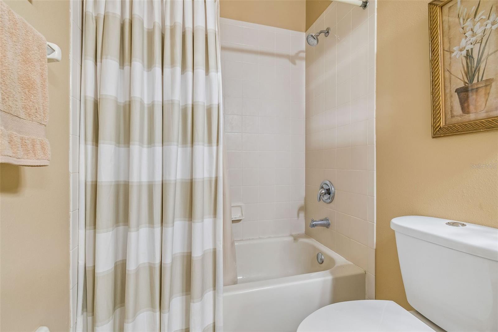 Listing photo id 18 for 2901 Red Coat Circle