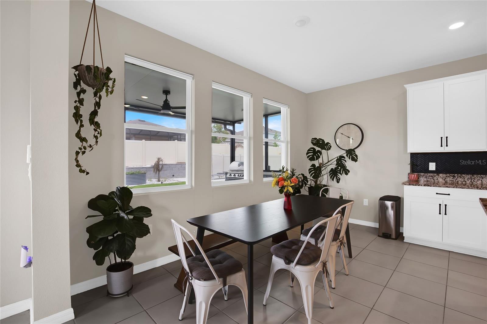 Listing photo id 8 for 32265 Conchshell Sail Street