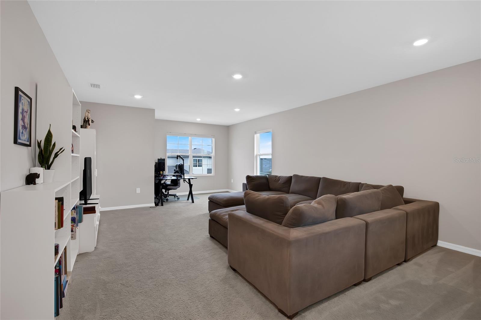 Listing photo id 23 for 32265 Conchshell Sail Street