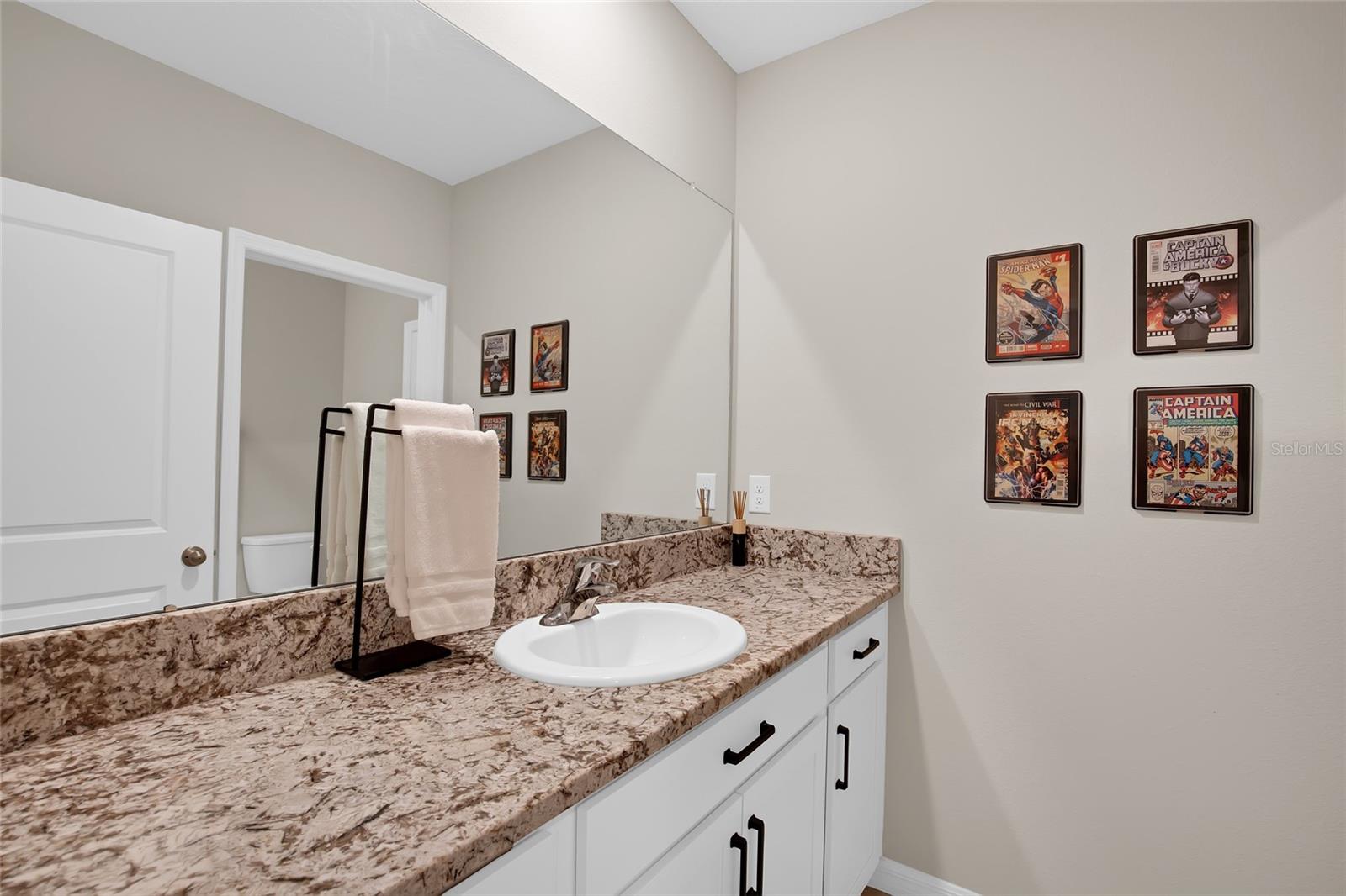 Listing photo id 31 for 32265 Conchshell Sail Street