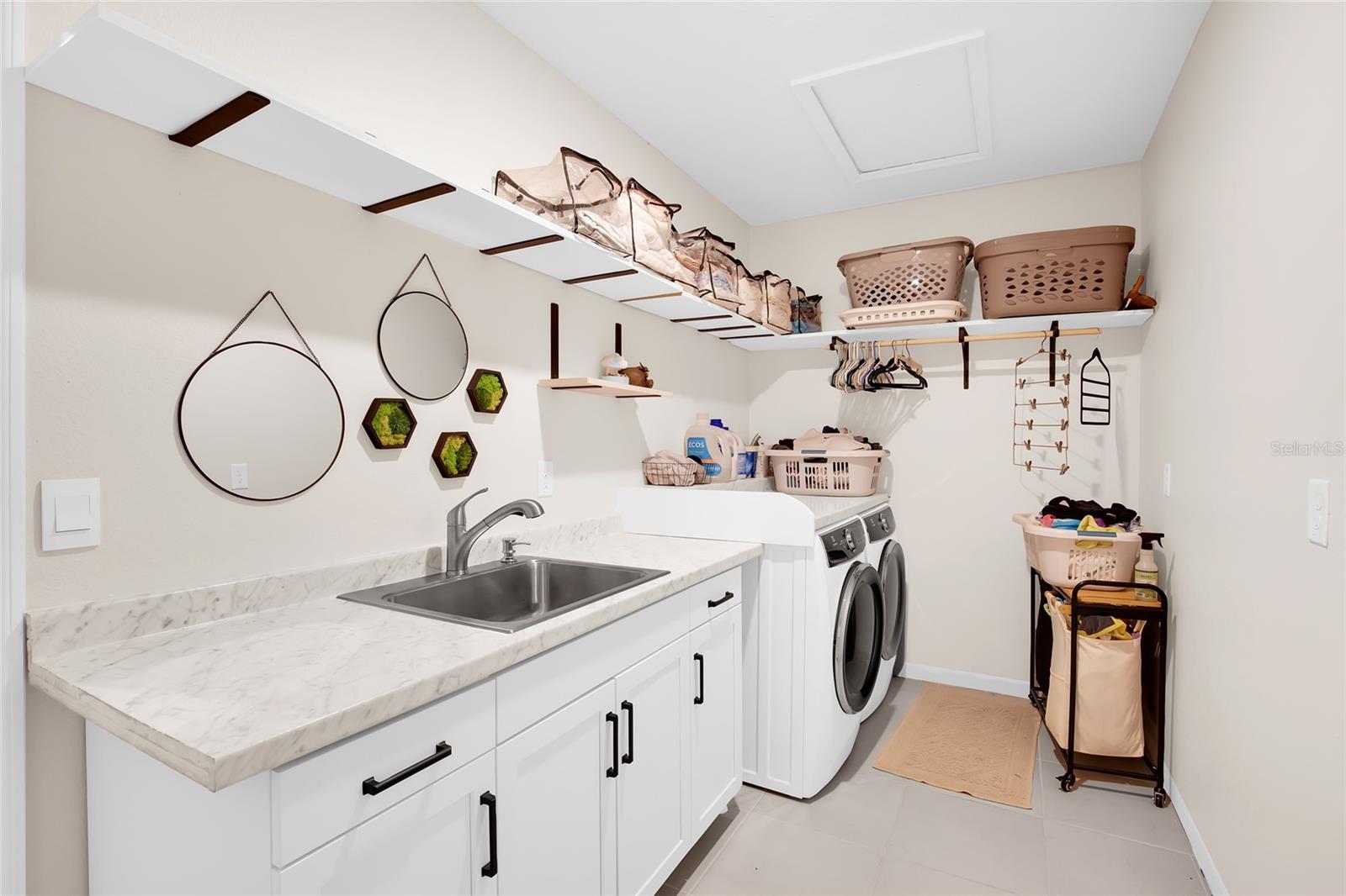 Listing photo id 33 for 32265 Conchshell Sail Street